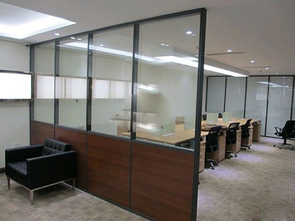 鋁合金邊框玻璃隔斷做法有那些？