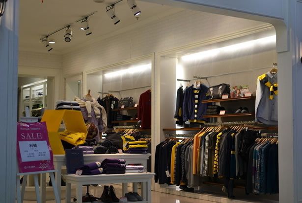 服裝店裝修、服裝店設(shè)計(jì)、服裝店裝修效果圖