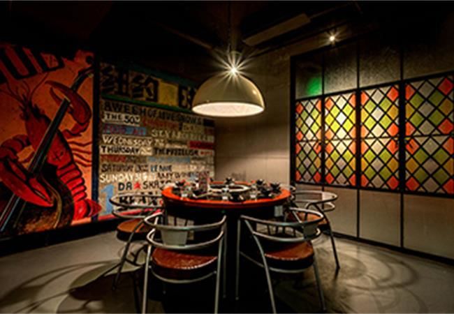 合肥300平火鍋店裝修設(shè)計需要多少錢？火鍋店裝修實景案例分析
