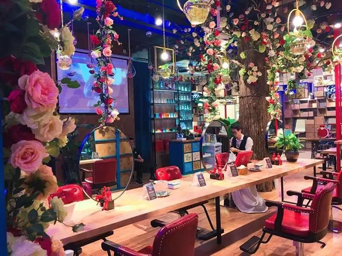 美發(fā)店裝修一般多少錢？美發(fā)店裝修要注意什么