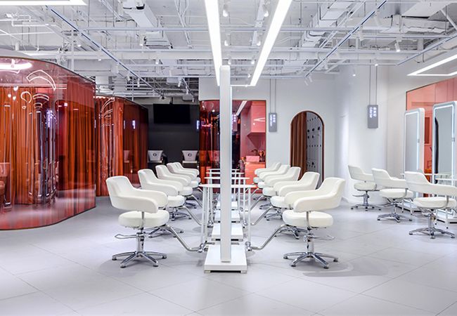 合肥美發(fā)店設(shè)計，如何巧妙利用裝修來吸引顧客主動進店?